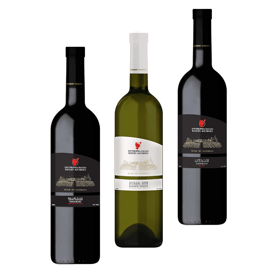 Weingut Khareba – drei Weine (Alazani Rot, Pirosmani, Alazani Weiß) Drei Khareba-Weine: Saperavi, Pirosmani und Alazani Valley Coffret de dégustation de 3 vins Khareba