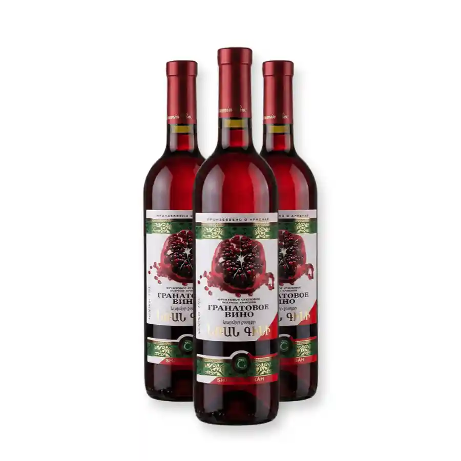 3x Shahnazaryan Granatapfelwein süß Drei Flaschen süßen armenischen Granatapfelweins — ein kompakter Einstieg in einen der markantesten Dessertweine des Kaukasus. Ein tolles Geschenk oder eine erste Verkostung neben anderen Fruchtweinen von Shahnazaryan. 3x Shahnazaryan Granatapfelwein süß