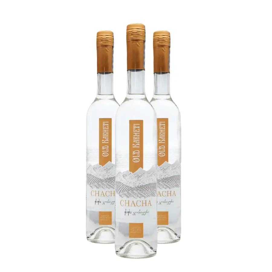 3x Old Kakheti Chacha Classic – 45 % Alk Drei Flaschen Old Kakheti Chacha Classic, 0,5 l – ein authentischer georgischer Tresterbrand, hergestellt nach traditioneller Methode in der Region Kachetien. 3x Old Kakheti Chacha Classic – 45 % Alk